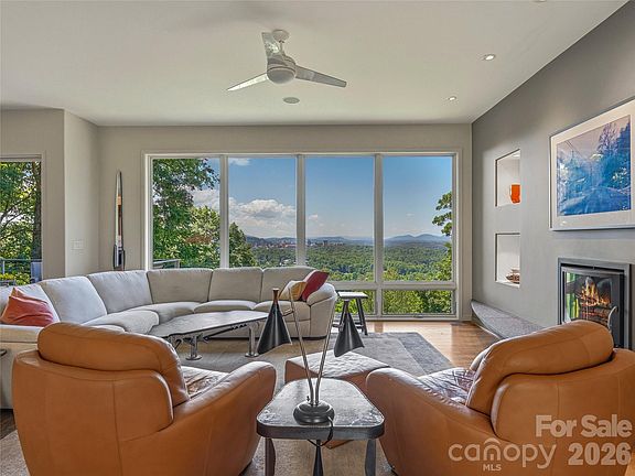 4th image of 102 Horizon Hill Rd