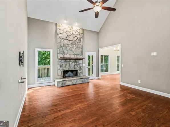 173 Dawson Manor Dr, Dawsonville, GA 30534