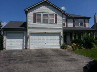 987 Liberty Dr, Elburn, IL 60119