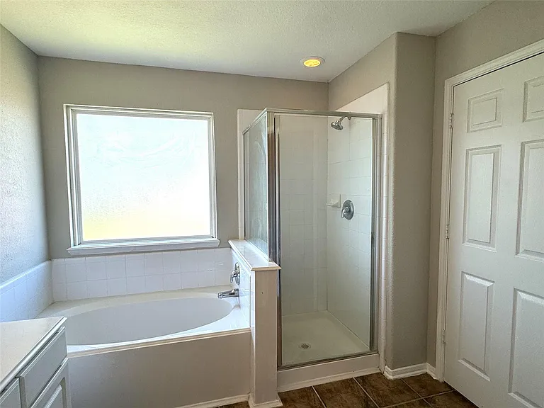 19543 Clevera Walk Ln — Photo 37