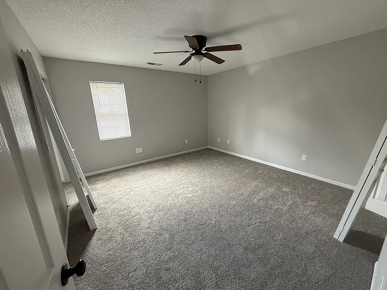 281 Lansing Ave — Photo 4