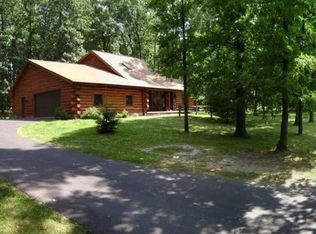 1201 Dubs Church Rd, Hanover, PA 17331