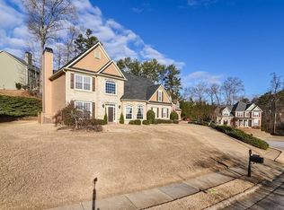 3895 Magnolia Leaf Ln, Suwanee, GA 30024