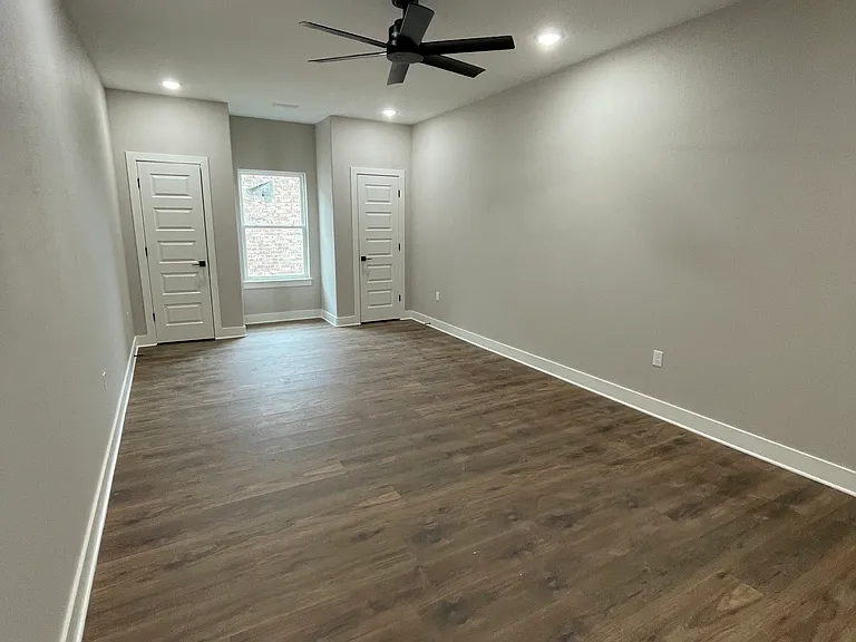 117 Idell Dr — Photo 12