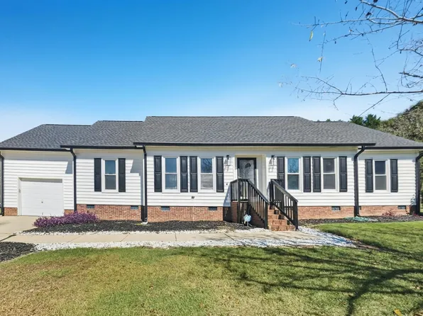 2416 Whitset Pl, Willow Spring, NC 27592