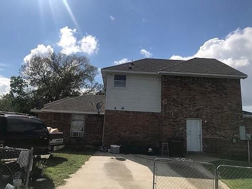 2nd image of 2522 Wilma St