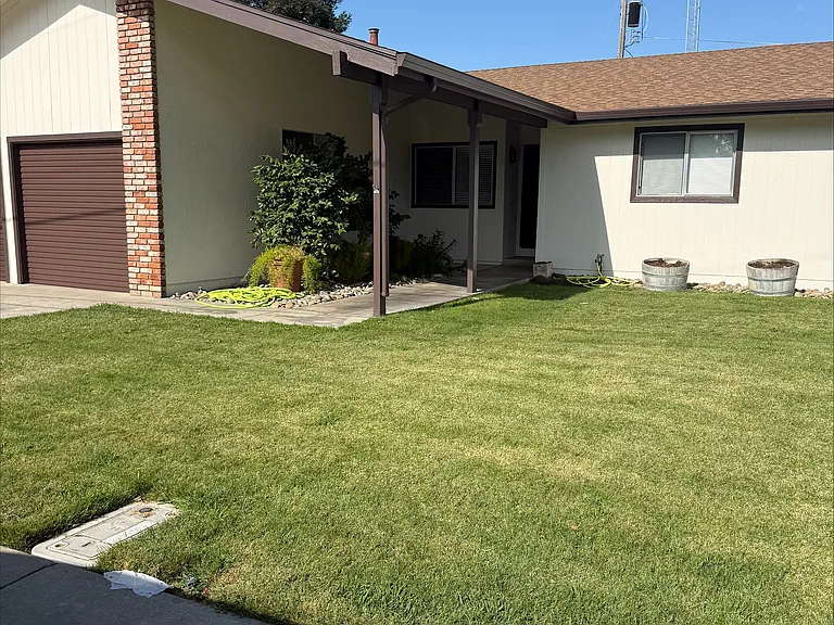 203 S Wilma Ave — Photo 2