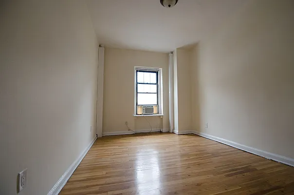 Rented by Compass | media 14