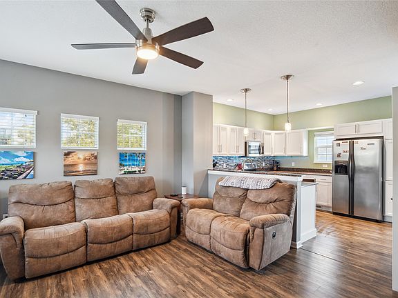 3rd image of 2102 High St