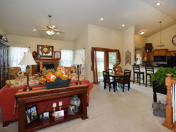 4th image of 4115 SW Harmony Cir
