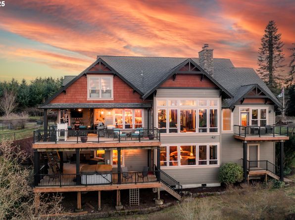 7118 Grandview Ave, Scotts Mills, OR 97375