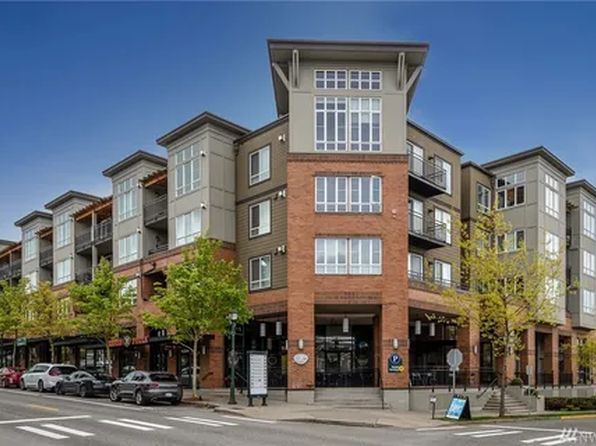 1840 25th Ave NE APT 302