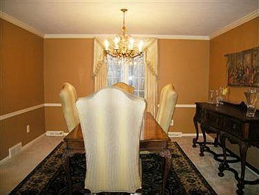 4th image of 3846 N Valley Dr