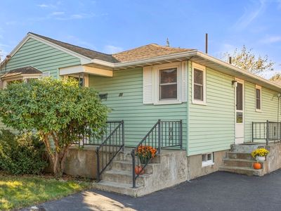 30 Wampum Ave, Waltham, MA, 02451