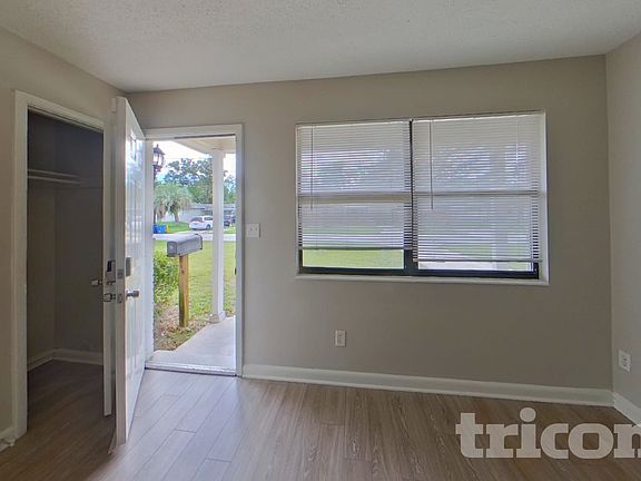 4th image of 2703 Arlex Dr E