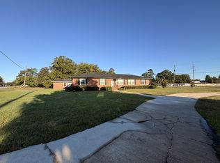 1427 Old Ebenezer Rd, Florence, SC 29501