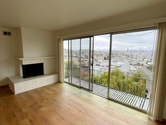 4th image of 150 Laidley St APT 3