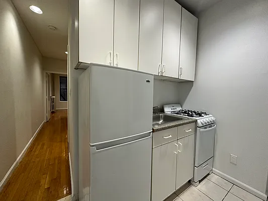 Rented by Oxford Property Group | media 6