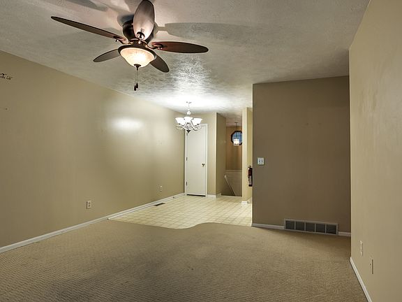 4th image of 319 E 17th Ave