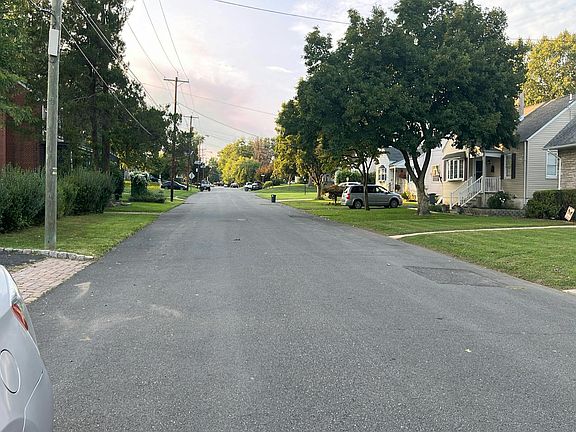 4th image of 499 Washington Ave