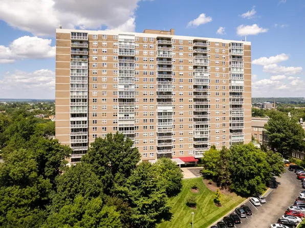 2444 Madison Rd Unit 906, Cincinnati, OH 45208