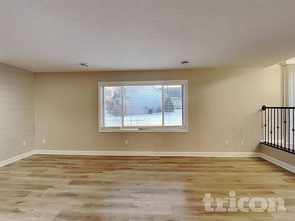 3rd image of 1300 Bluebill Blvd