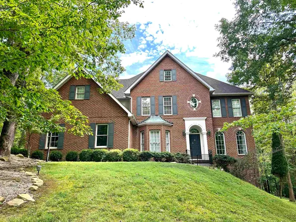3414 Oakwood Cir, Ashland, KY 41102