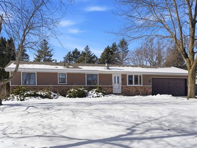 2575 Aladdin St, Roseville, MN, 55113
