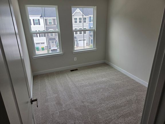 4th image of 1863 Bergerac Ct