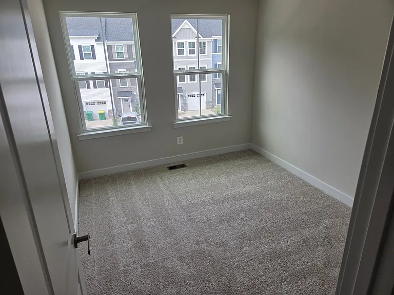 1863 Bergerac Ct — Photo 4