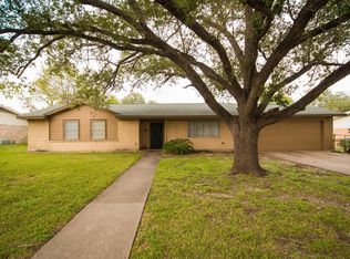 207 Redmond Dr, College Station, TX 77840