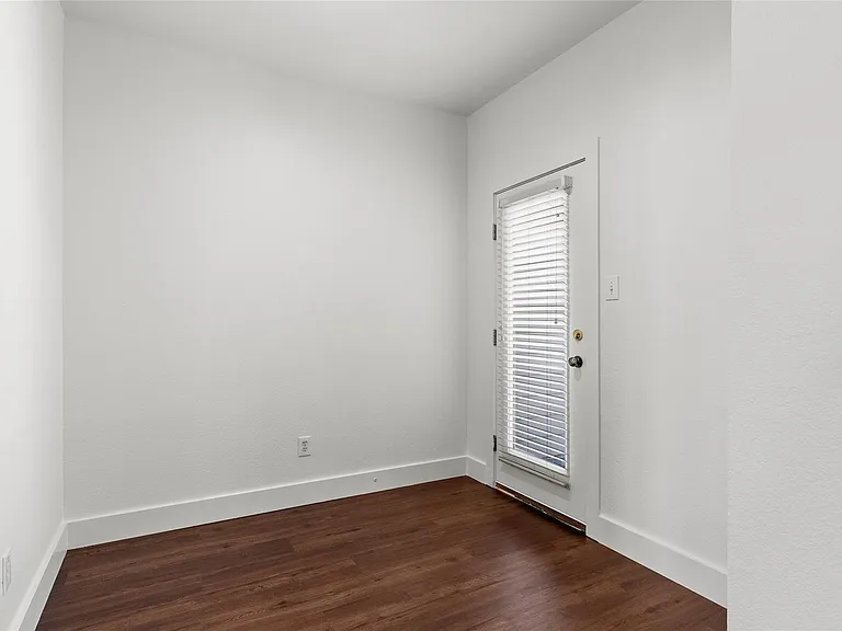 4830 Cedar Springs Rd #3 — Photo 14