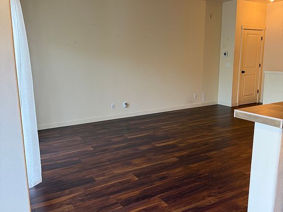 5th image of 7940 NE Miriam Way