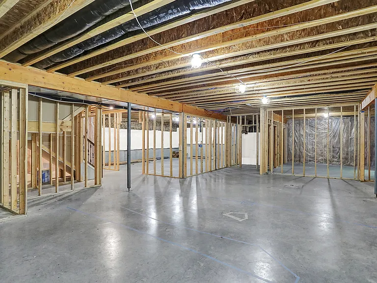 16893 Oak Manor Dr — Photo 67