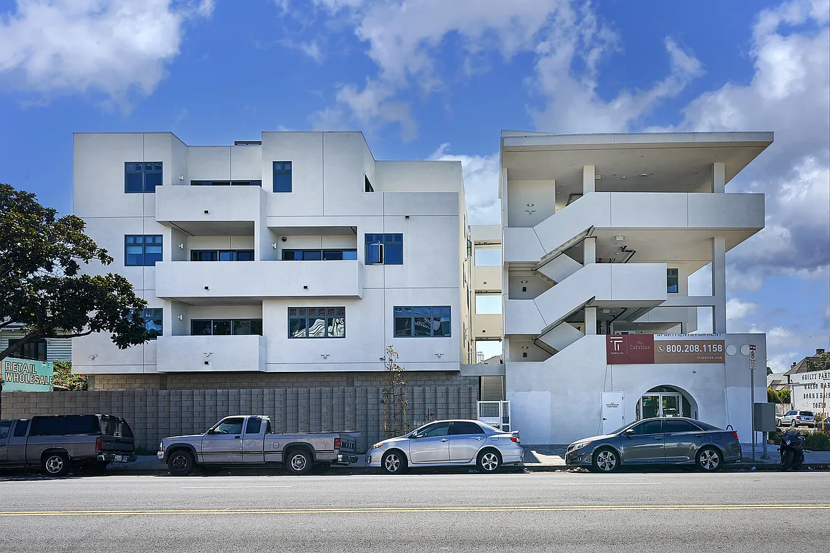 Building Photo - The Catalina