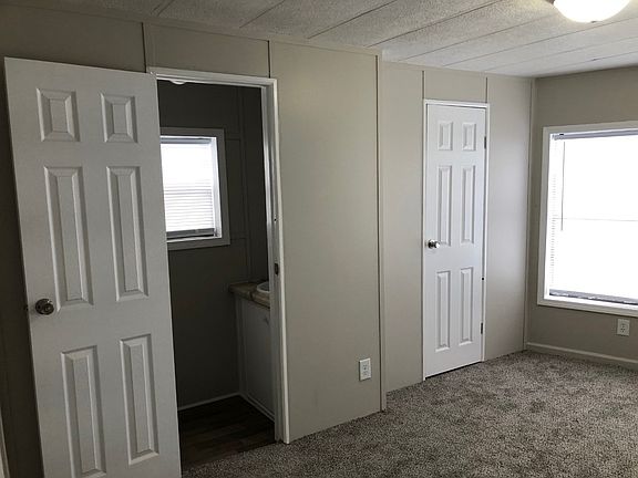 4th image of 11725 N Walrond Ave