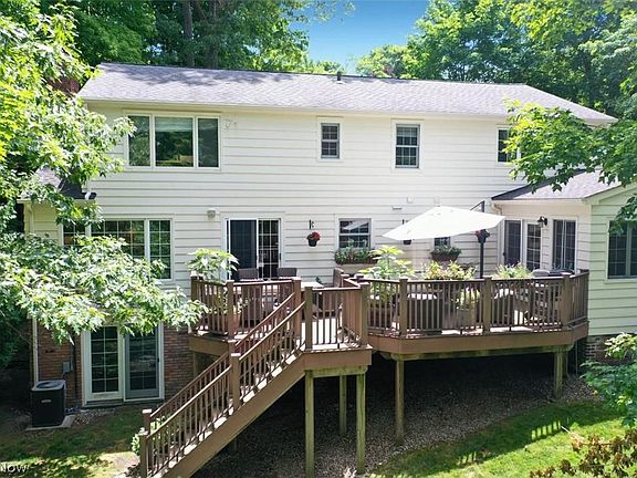 2nd image of 31975 Creekside Dr
