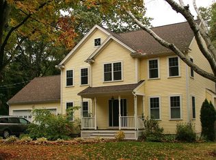 9 Orchard Rd, Bedford, MA 01730