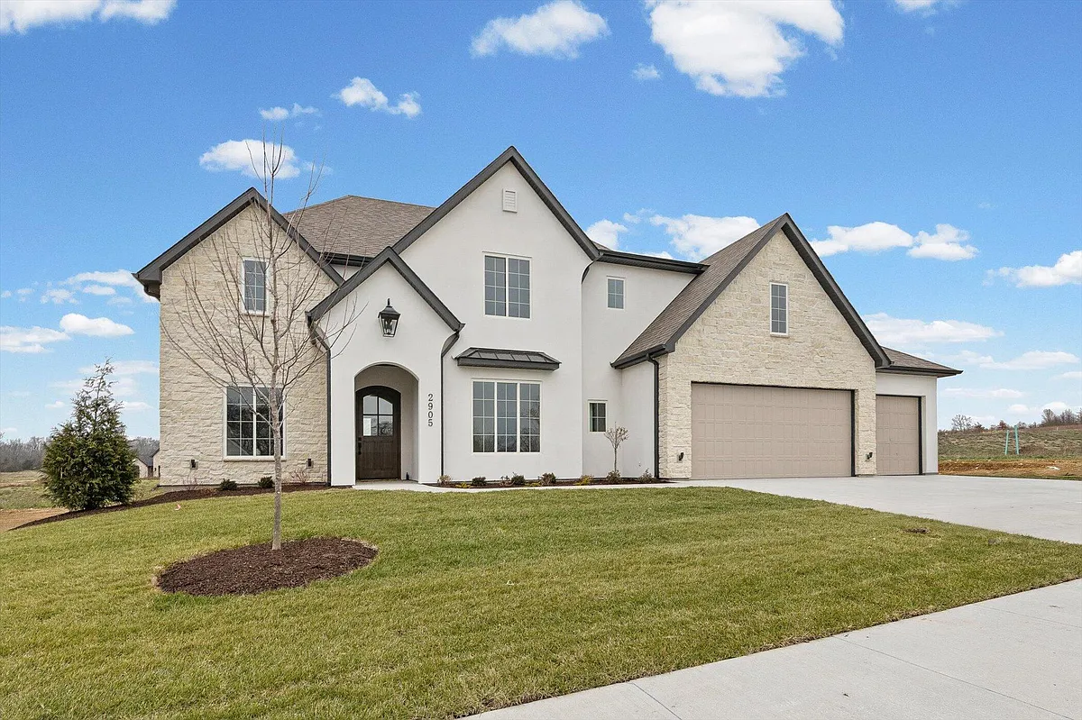 Building Photo - 2905 Easley Cabin Cir