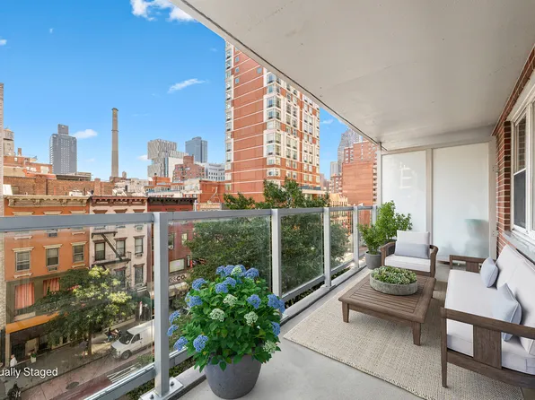 363 East 76th Street image 4 of 13