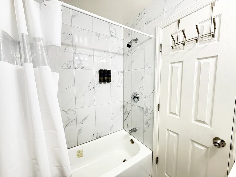 102 Nelson Ave #2 — Photo 46