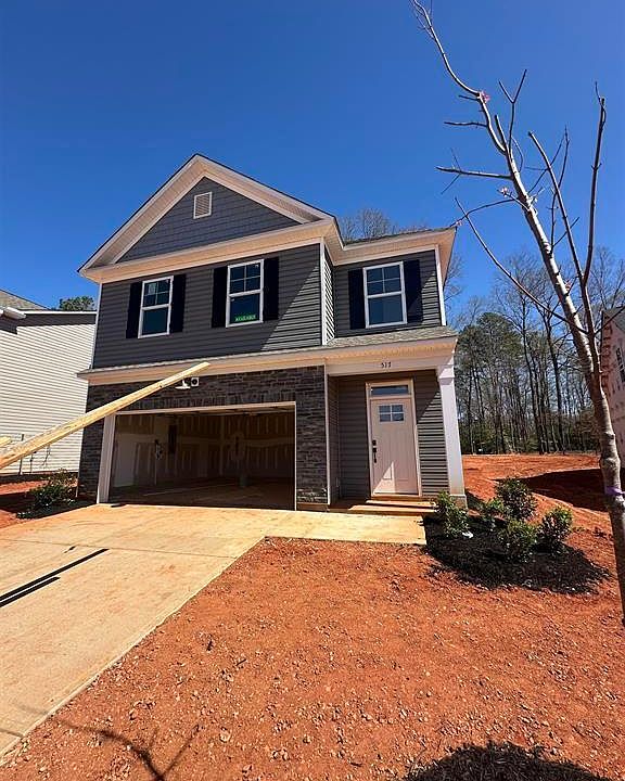 1st image of 517 Barbican Pl