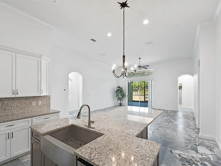 13121 Zori Ln — Photo 15