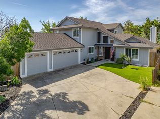 1013 Betsy Ross Dr, Roseville, CA