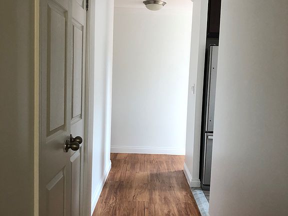 2nd image of 747 10th Ave APT 4E