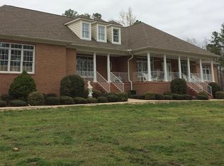 11600 Sweathouse Creek Ln, Amelia court house, VA 23002