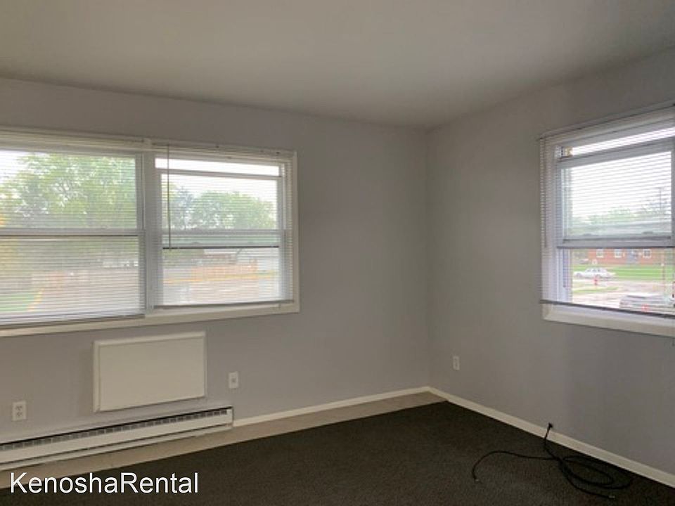 CY390045S Apartment Rentals Kenosha, WI Zillow