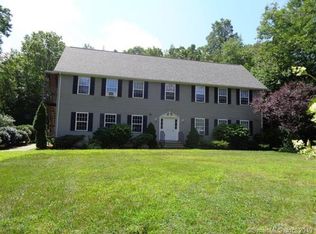 36 Iron St APT A, Ledyard, CT 06339
