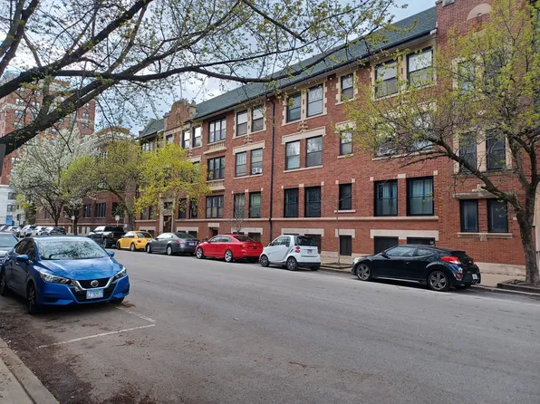 1718 E 55th St APT 1, Chicago, IL 60615