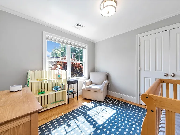 68 Woburn St #68 — Photo 15